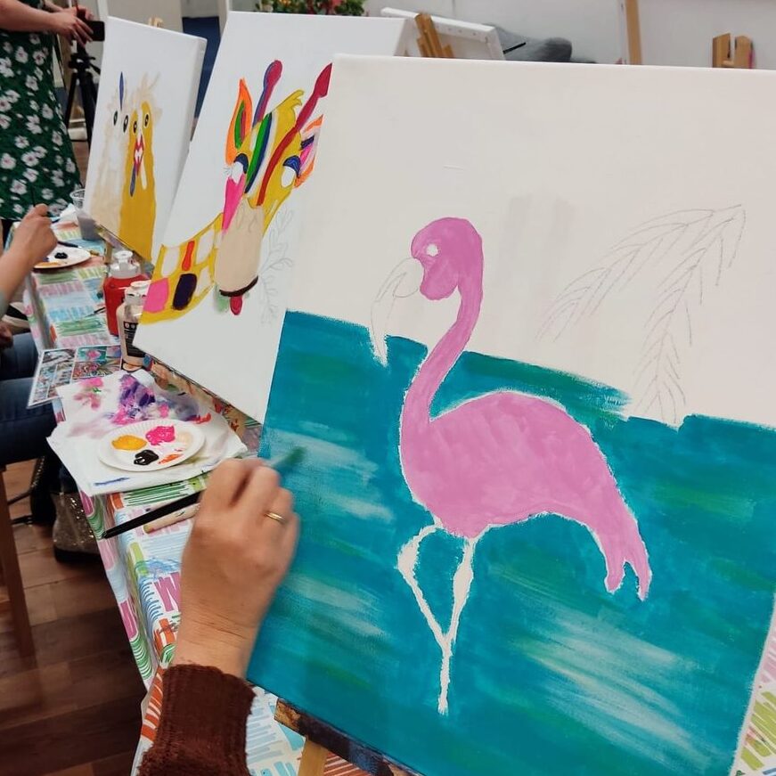Borrel en Paint schilderworkshop voor groepsuitjes en vrijgezellenfeesten